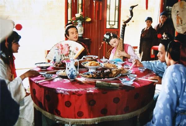 红楼梦中的筷子，能领略到人生的哪些意义？