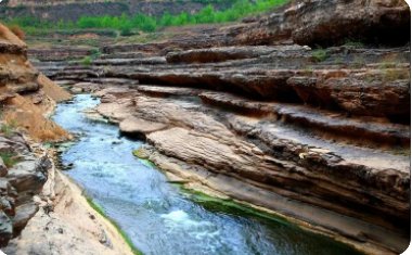 沟壑的意思和拼音