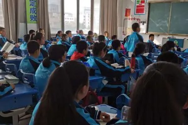 身陷囹圄的拼音怎么拼？