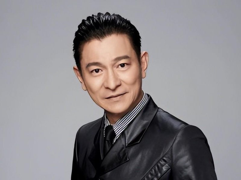 潜行全部演员表