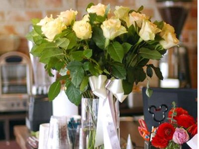 鲜花涨价近4倍,为什么鲜花会这么贵?