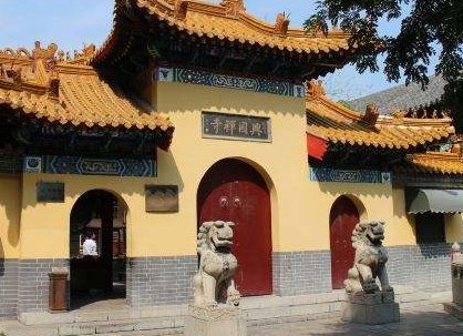 晨钟暮鼓的意思是什么？