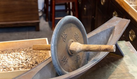 碾的拼音怎么写