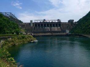 中国建国多少年了