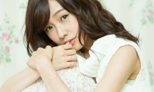 日本眼角有颗痣的女明星是谁?