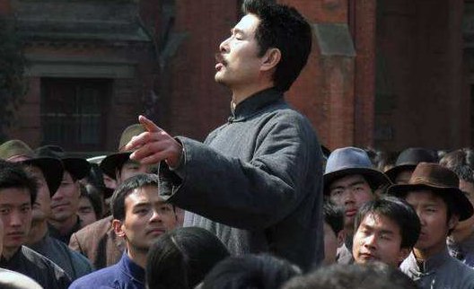 俯首甘为孺子牛的孺子牛是什么意思？