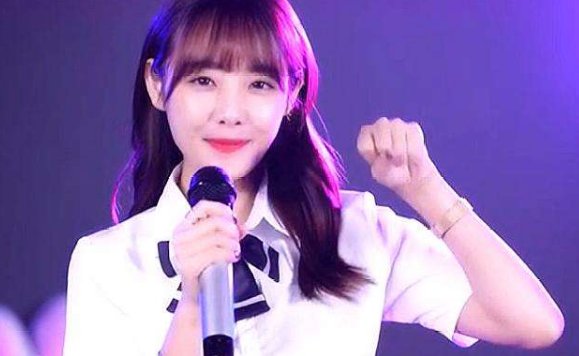 最近有一首叫歌词什么喵喵喵的是什么歌