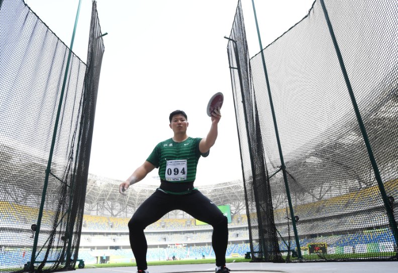 铁饼世界纪录多少米