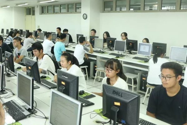 pow函数的用法及其解释