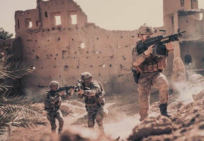 《红海行动》发生在哪个国家？