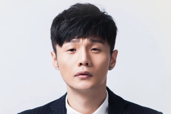 lrh是哪个明星？