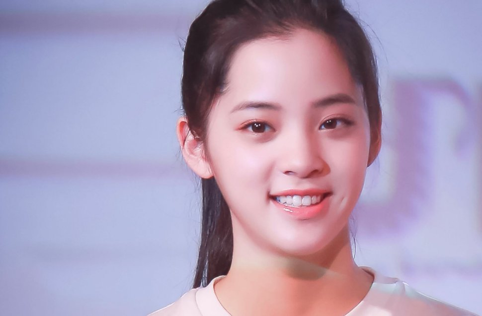 欧阳娜娜凭借一己之力，拉高了明星的段位，她到底做了什么呢？