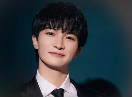 周深是男还是女歌手