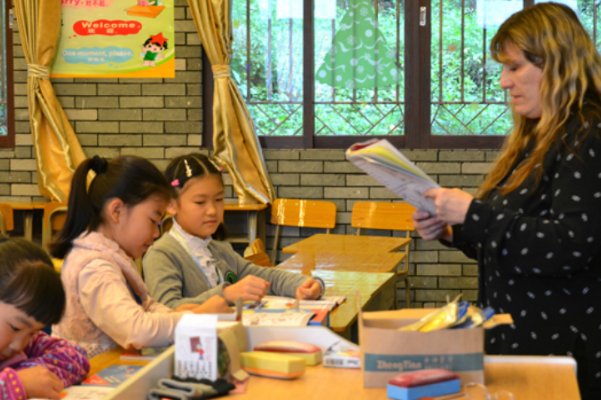 sweetie的中文翻译