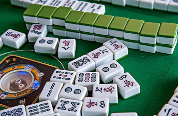 一副麻将多少张？