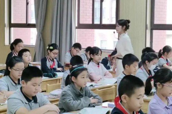 pow函数的用法及其解释