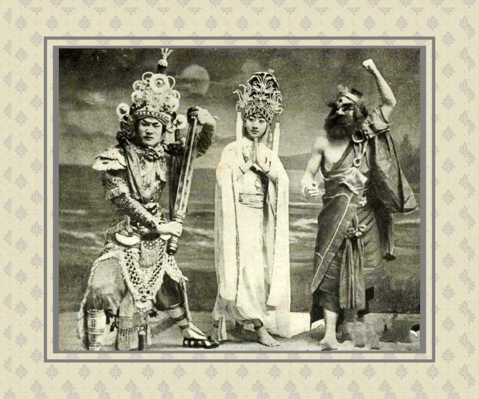 小杨月楼的简介