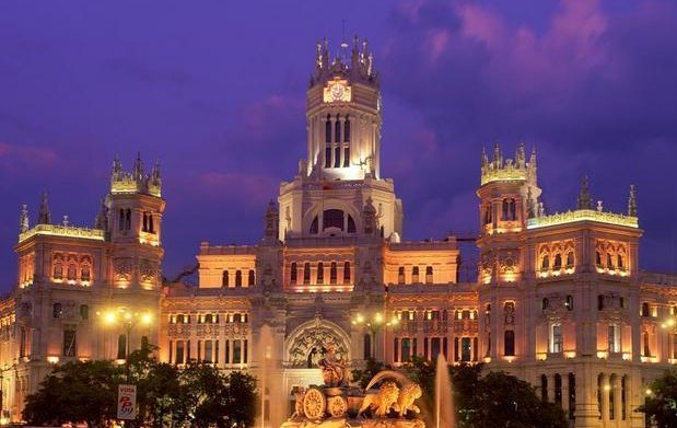 华丽的什么填空(跟景色有关)