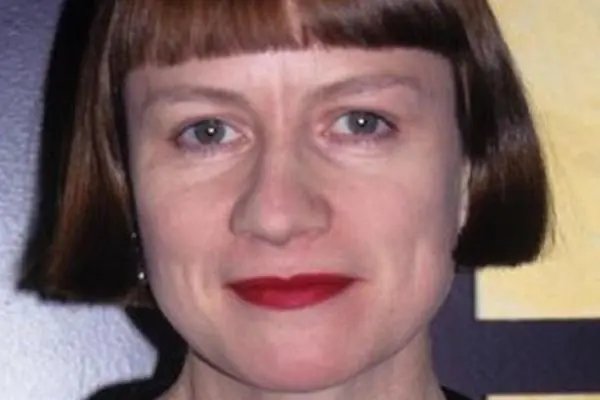 nell是钟情的意思吗