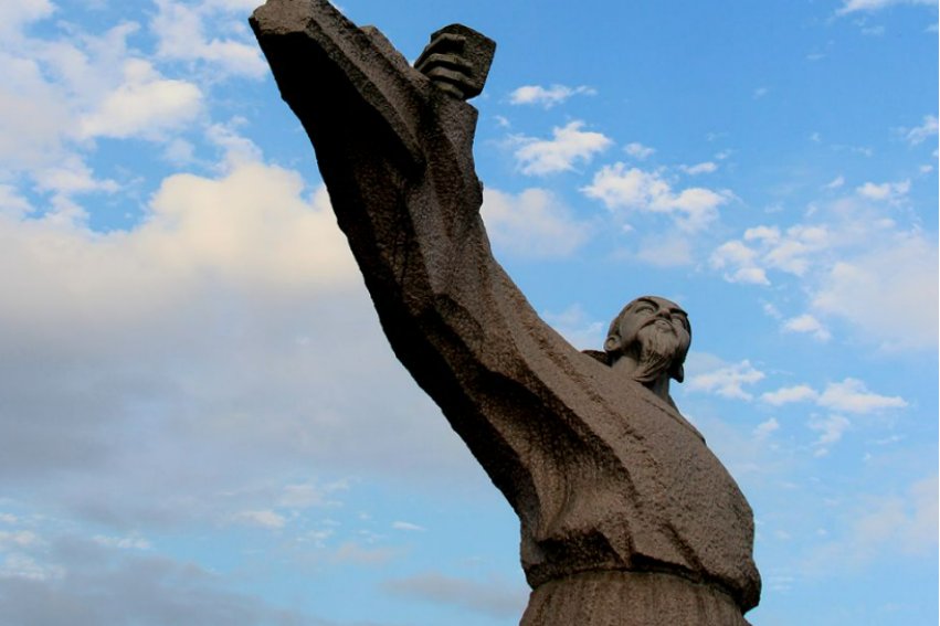 人生洒脱不羁的诗句