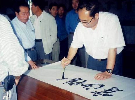 云布龙的人物评价