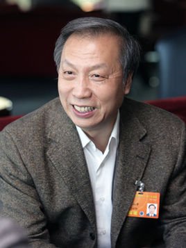 赵沁平的人物简介