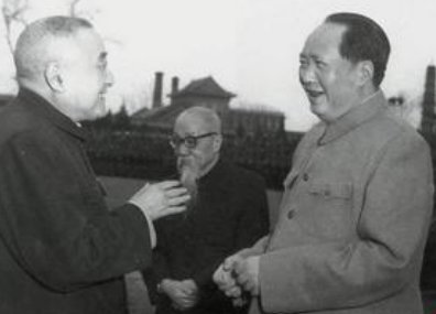 电视剧《解放》中的黄任老指哪位历史人物