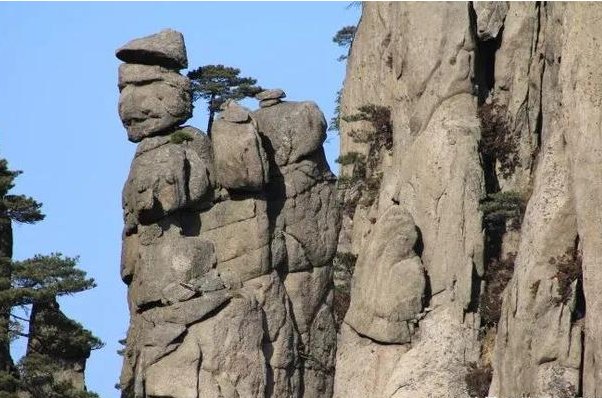 怪石嶙峋的拼音