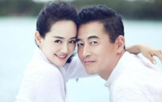 52岁王志飞，隐瞒了6年的小15岁娇妻,你知道她是谁吗？