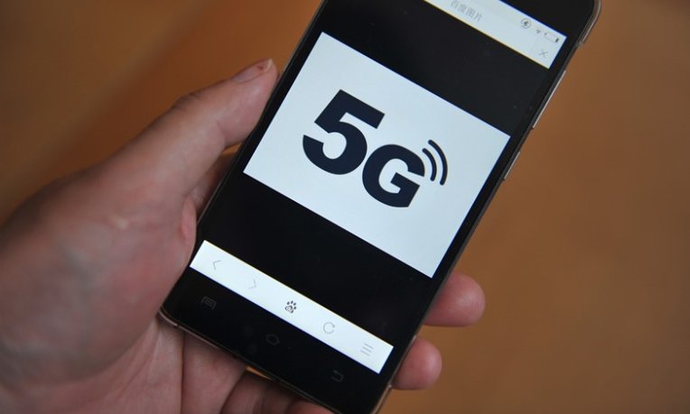 为什么我用华为的5g手机，显示5g但是网速和4g差不多？