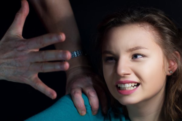 男友的控制欲太强，我该怎么办？