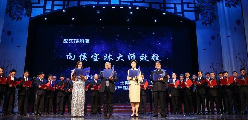 在贾玲之前的一位女相声演员,美艳不输女星,还是郭德纲同门师姐,她是谁?