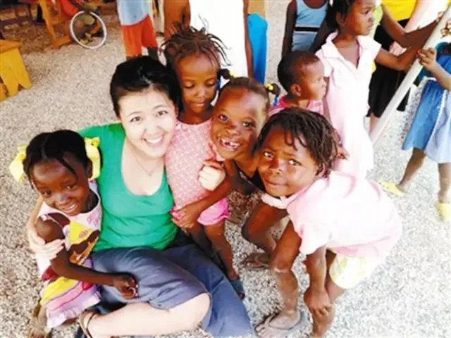 90后美女学霸放弃百万年薪,23岁立志为乡村儿童而活,被福布斯评为全球杰出青年