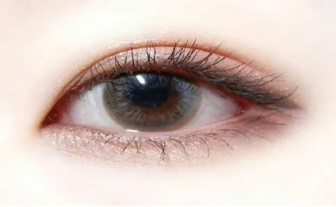韩式翘睫双眼皮风险