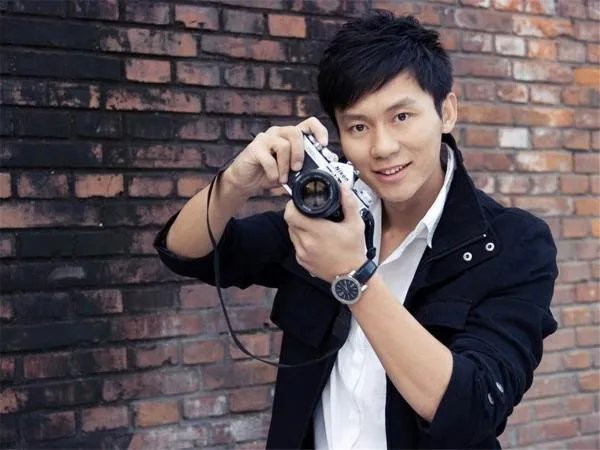 李晨的四段恋情，每一位都是颜值爆表却曲终人去，李晨的情路为何如此坎坷？