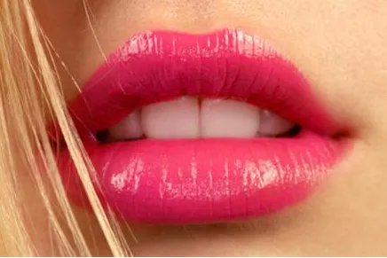 注射胶原蛋白丰唇价格是多少