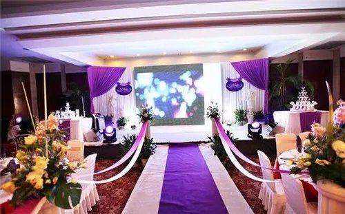 办婚宴的酒楼要如何选择 办婚宴需要多少钱一桌