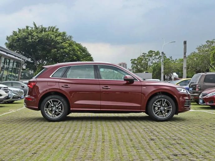 新蒙迪欧与速派哪个好,蒙迪欧价格与速派哪个更值得入手