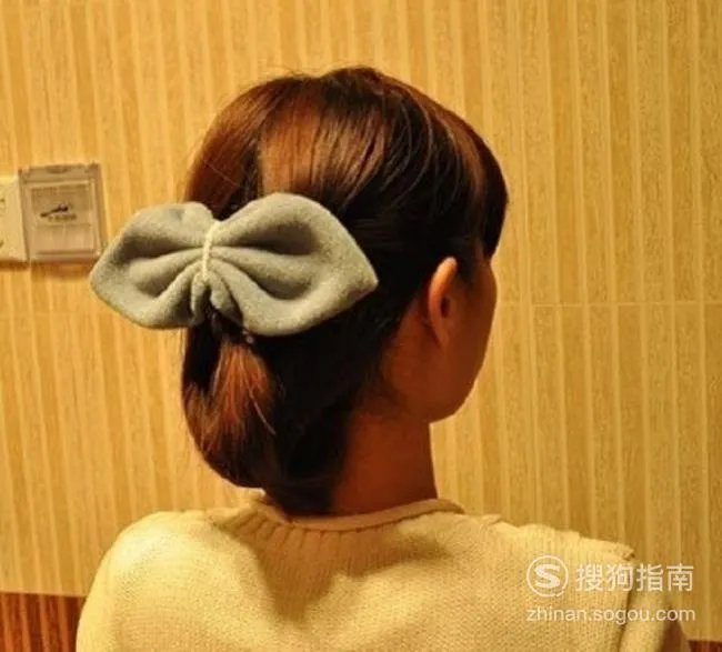 简单韩式短发发型扎法