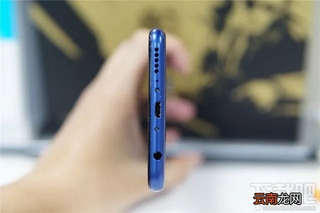 荣耀畅玩7C配置参数怎么样？