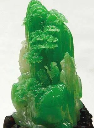 中国人为何爱翡翠？