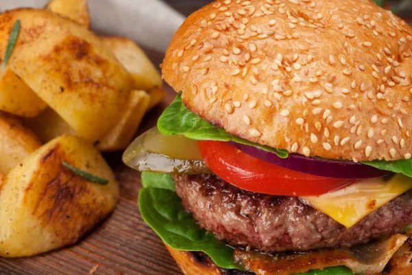 怎么才能加盟汉堡店？需要准备多少钱？