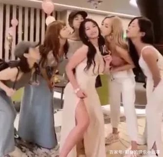 林采缇穿浴袍约会已婚富商，现在怎么样了？