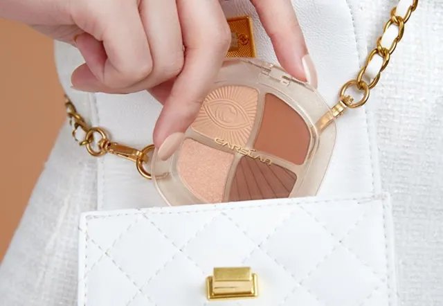 卡姿兰眼影怎么用 卡姿兰眼影盘教程