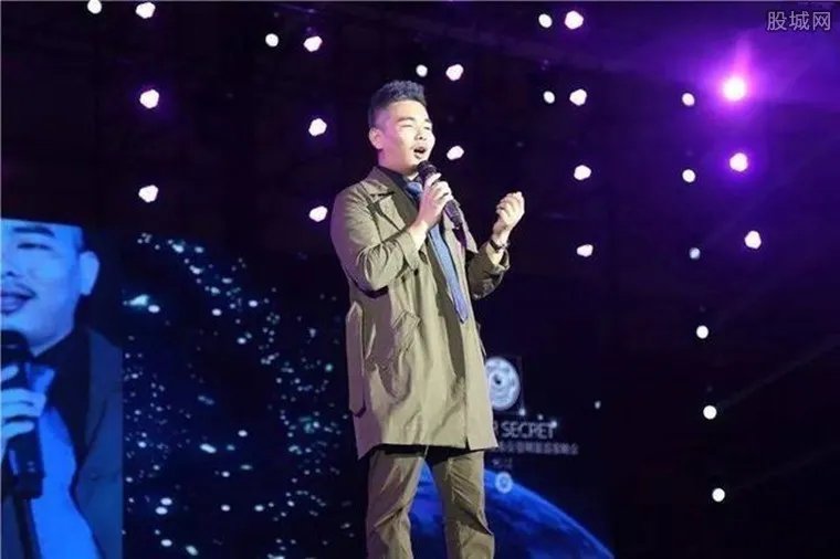 张越为什么这么有钱 蜗蜗董事长张越靠什么发家的？