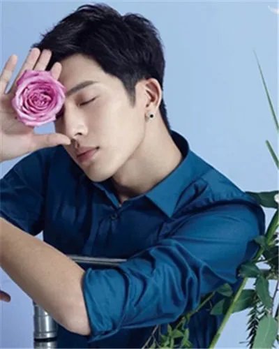 倪妮井柏然谁大 网曝两人已同居