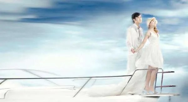 世界首富亚马逊CEO离婚，穷人离婚和富人离婚有何不同？