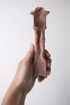 一组足以以假乱真的人皮迷你家具！