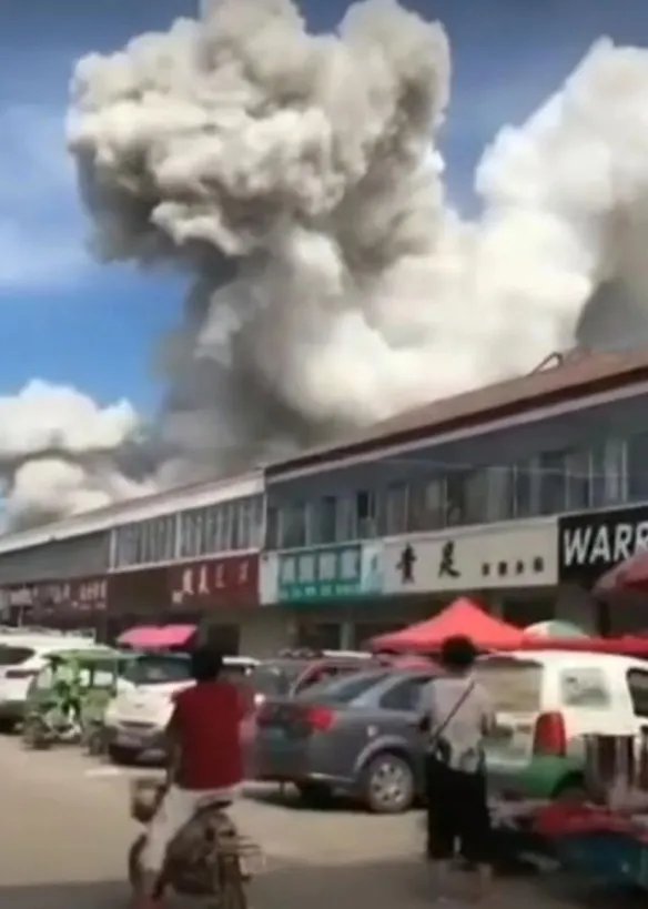山东发生燃爆事故致2死多伤 山东一农资存储点发生燃爆
