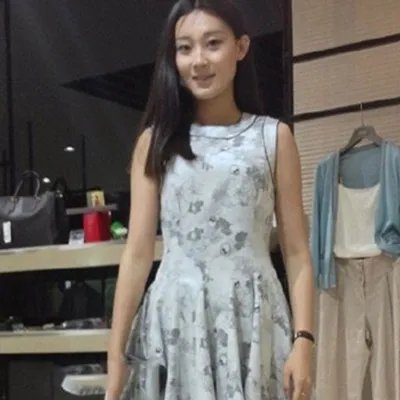 男模刘畅老婆吴子佳罕见照曝光 女方外表靓丽会生活